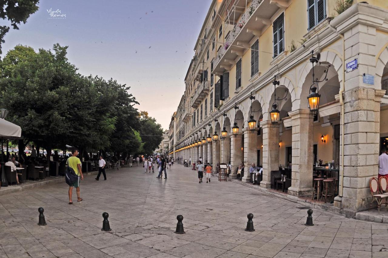 In Corfu Town Apartment *