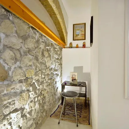 Studio In Corfu Town Exterior photo