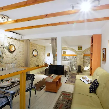 Studio In Corfu Town Exterior photo